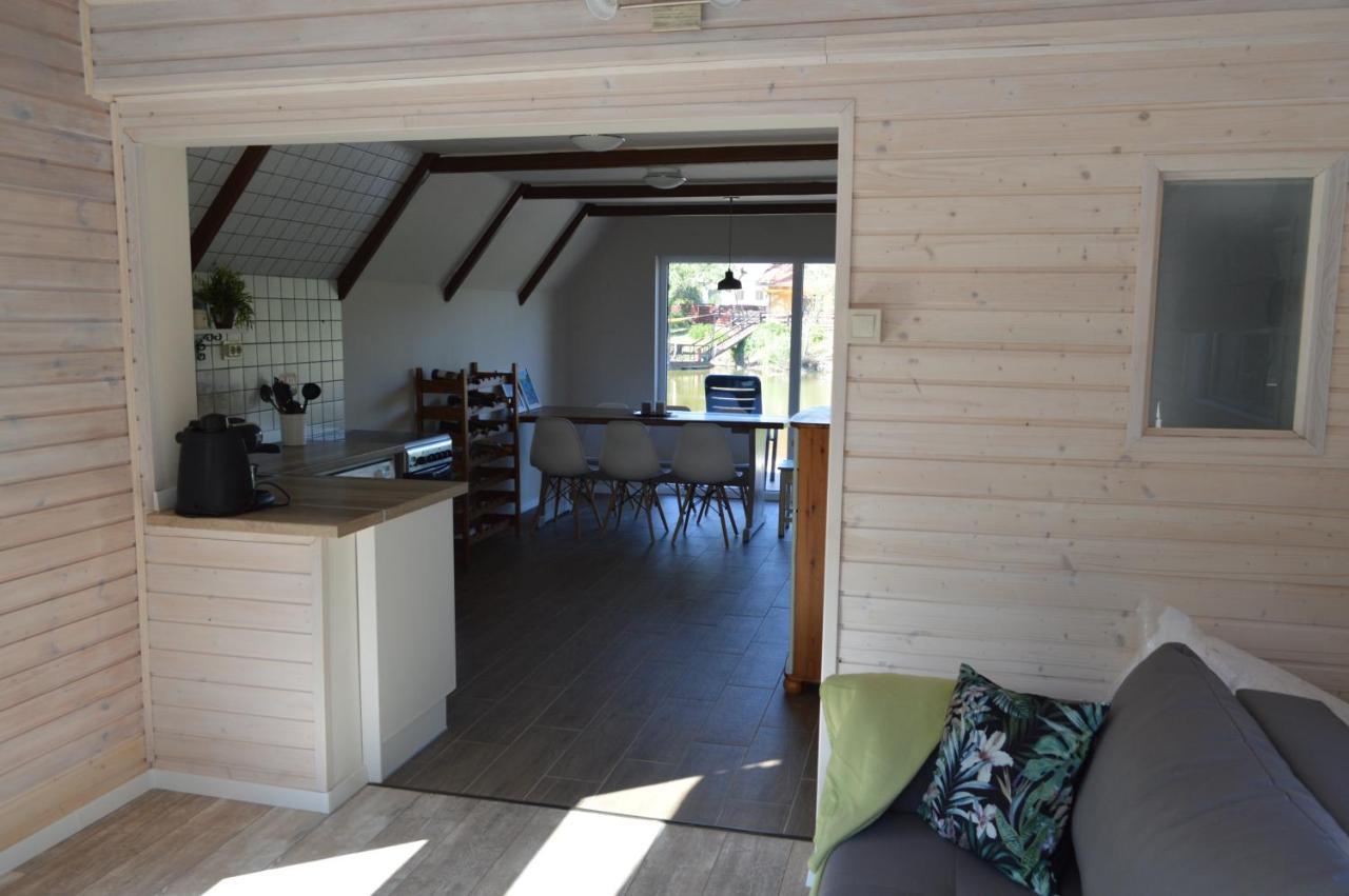Intertranscoop Lake House Vamosszabadi Екстер'єр фото